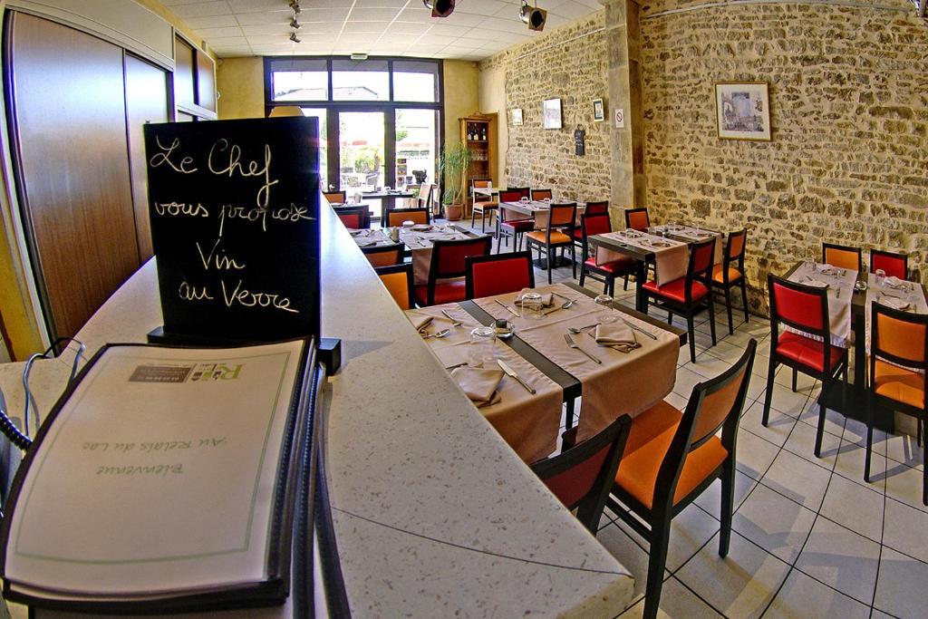 Relais Du Lac Villegusien-le-Lac Dış mekan fotoğraf